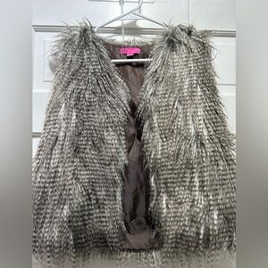 Girls faux fur vest